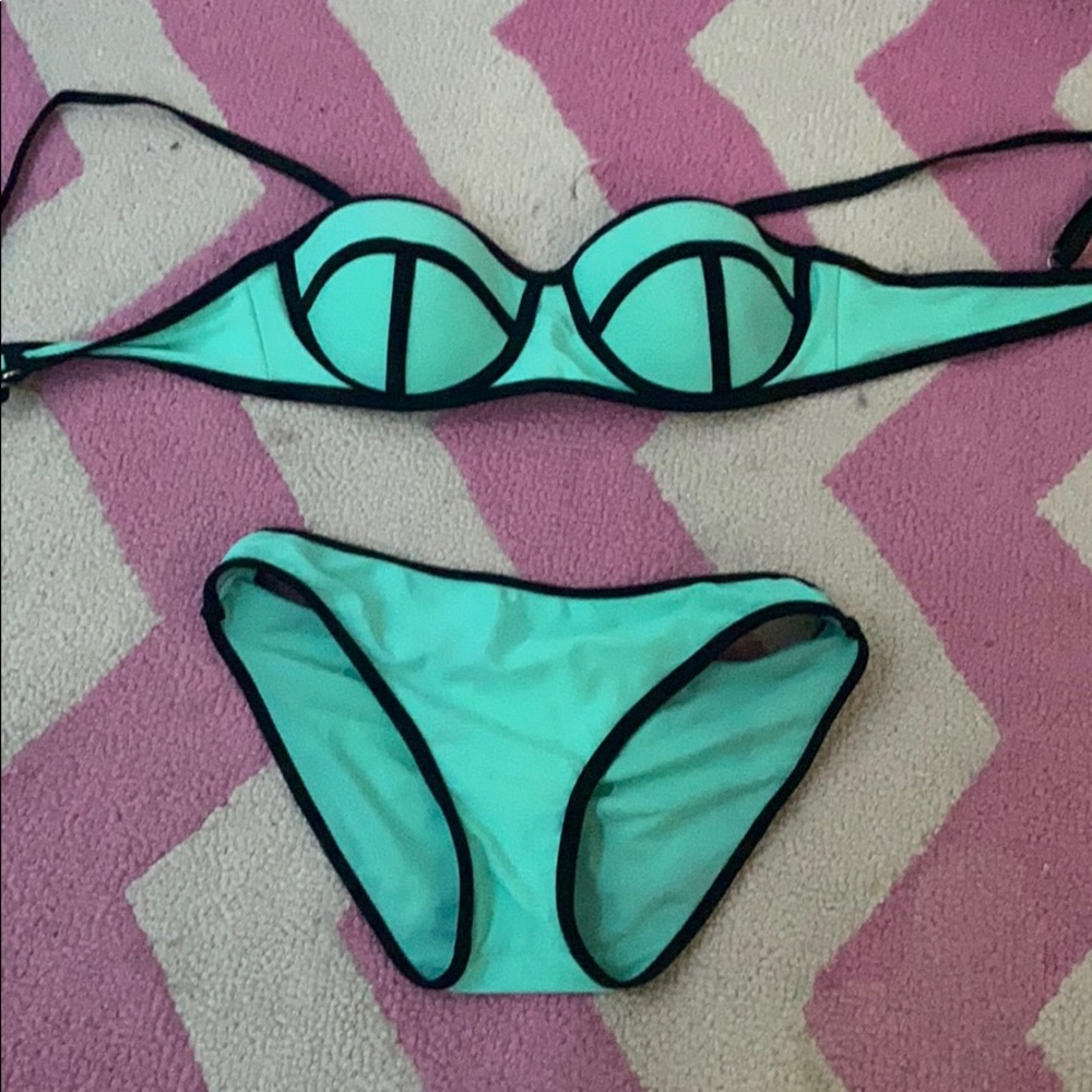 Bathing suit  top